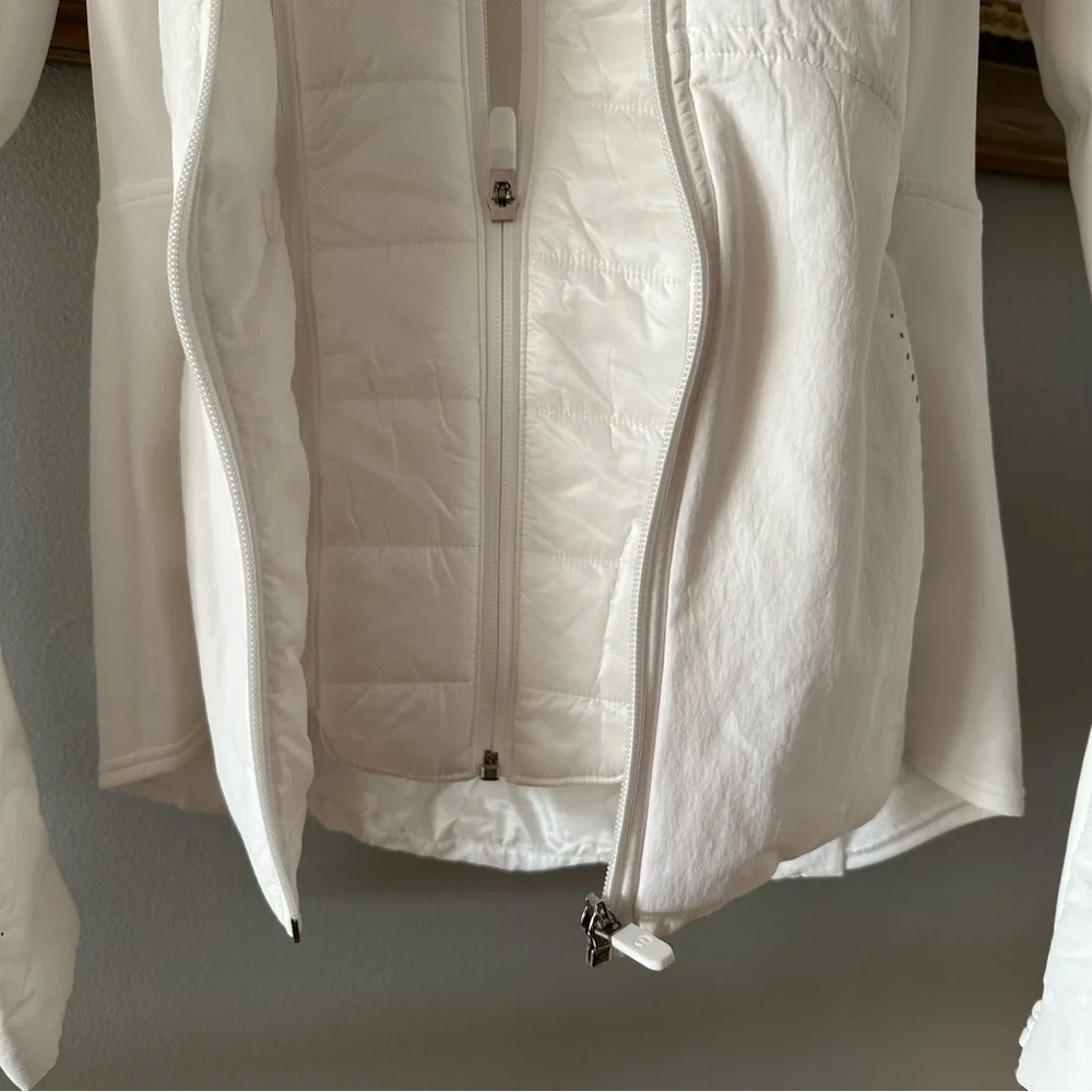 Lululemon Another Mile Puffer Hooded Jacket White Size 4 NWT